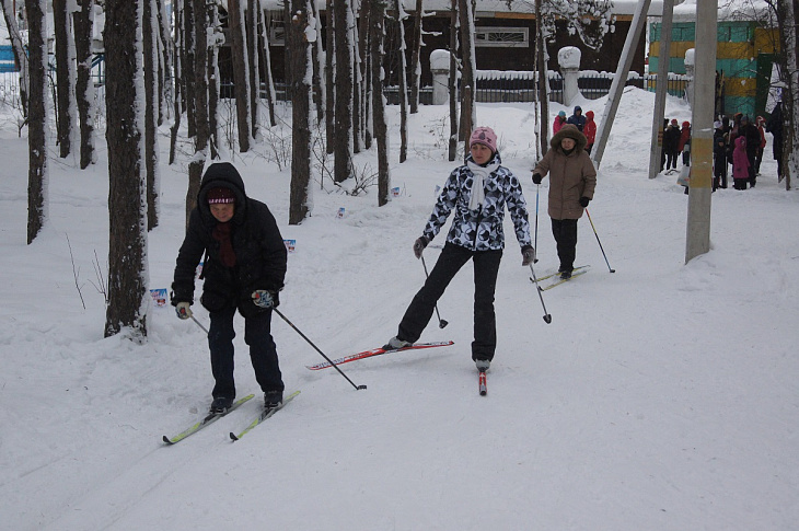 Где в Барнауле можно покататься на лыжах?