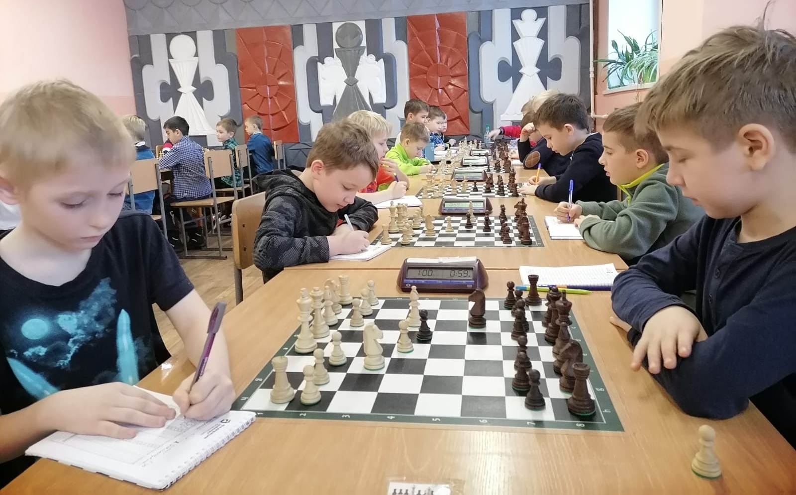 В новогодние каникулы проходят соревнования по шахматам 