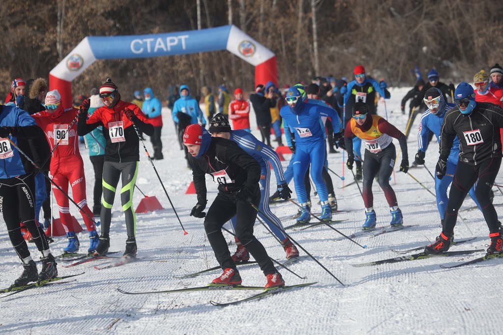 В Барнауле проходит лыжная эстафета на призы "Алтайской правды"