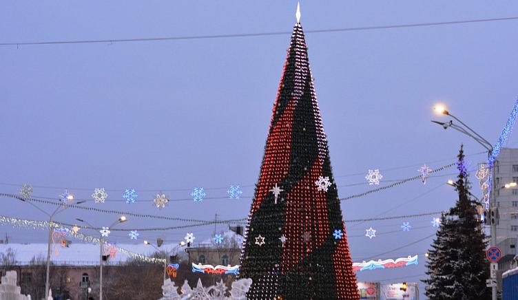 В Барнауле продолжается подготовка к Новому году