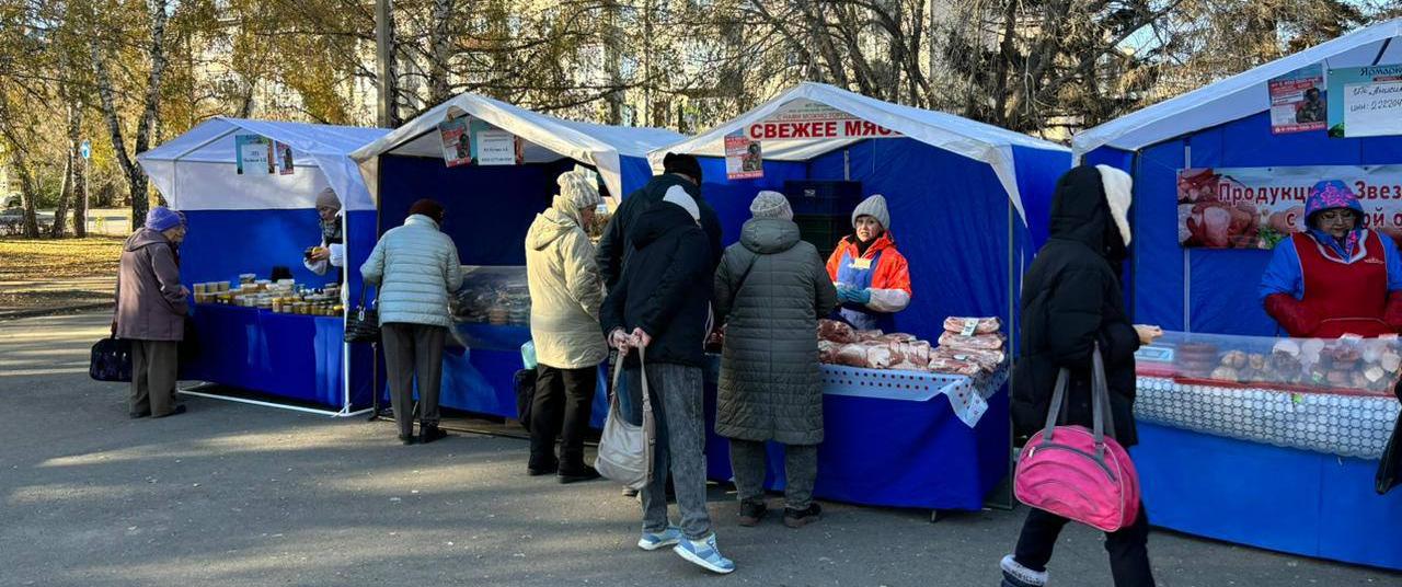 Более 20 предприятий приняли участие в осенней ярмарке Октябрьского района