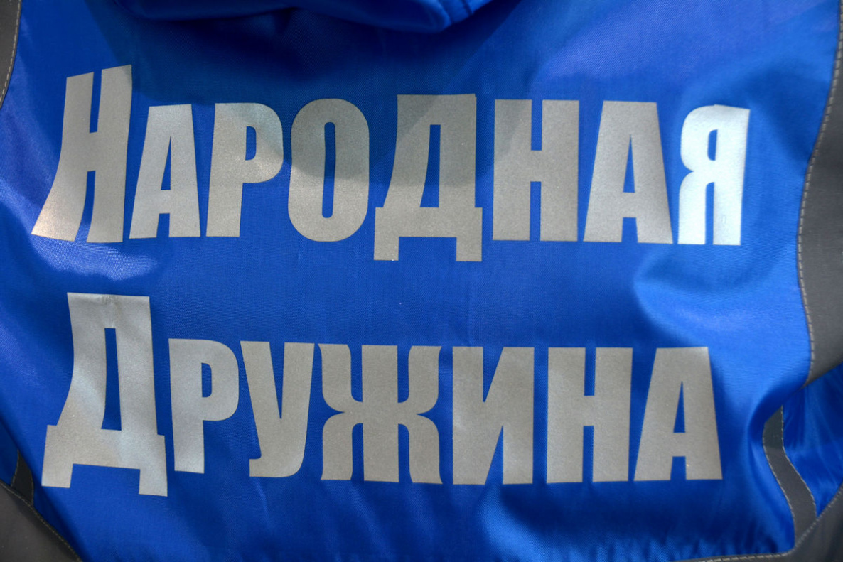 На руке дружинника. Народная дружина Барнаульская. Добровольная народная дружина Барнаул. Народный дружинник. Народная дружина логотип.