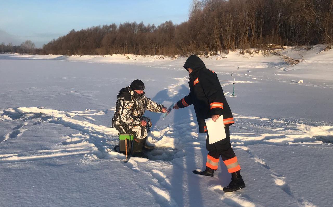 Безопасный лед: на водоемах Барнаула продолжаются профилактические рейды
