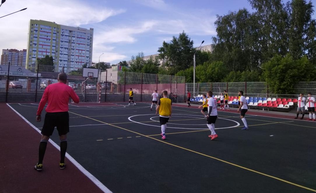 В Центральный районе прошел Открытый турнир по мини-футболу, посвященный Дню России