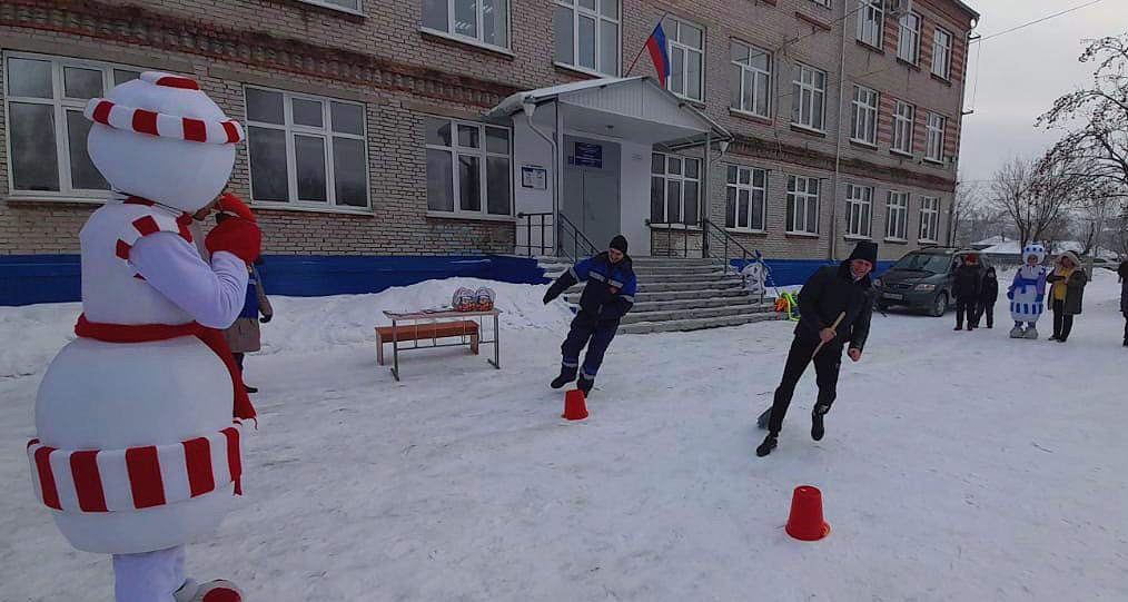 В Центральном районе провели мероприятие «Папа, мама, я - спортивная семья»