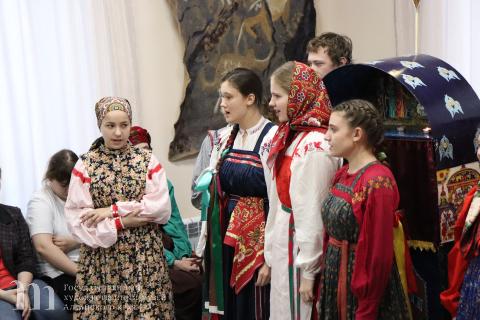 В Барнауле проведут святочную вечерку