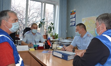 Сотрудники полиции и дружинники Ленинского района встретились чтобы обсудить итоги 10 месяцев совместной работы 