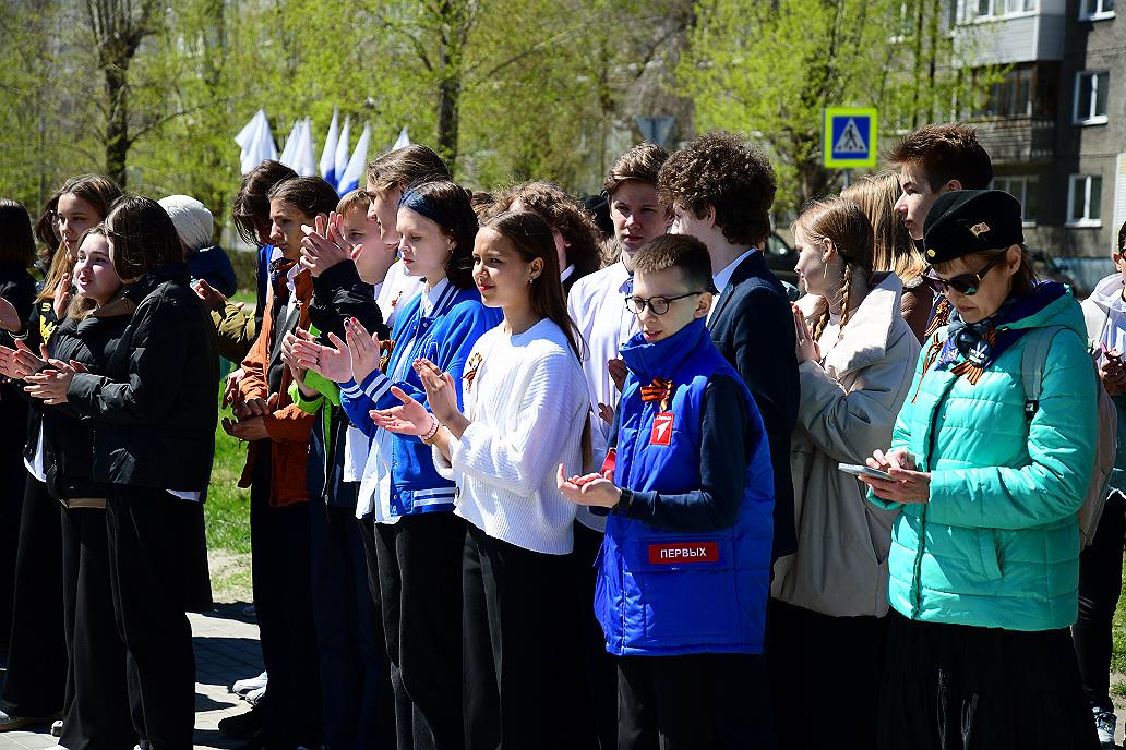 Праздничное мероприятие «Мы помним, мы гордимся», посвященное Дню Победы, прошло в Ленинском районе Барнаула