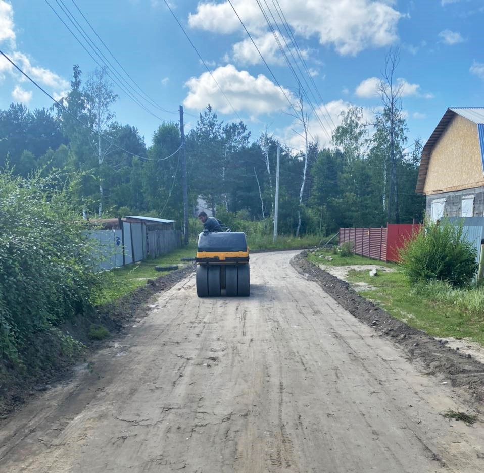 В пригороде Барнаула приступили к ремонту дорог в рамках инициативного бюджетирования