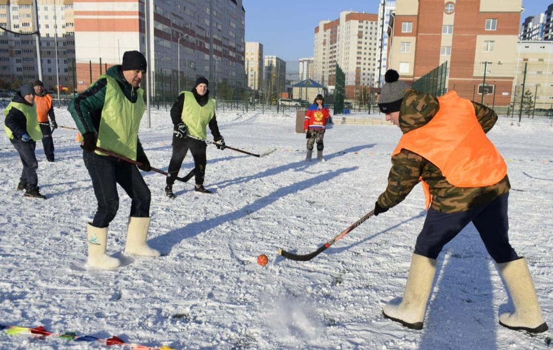 Турнир по хоккею с мячом на валенках пройдет в Барнауле