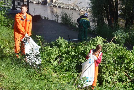 В Барнауле подвели итоги третьего трудового семестра экологических отрядов «Зеленая волна» и «Атлас»