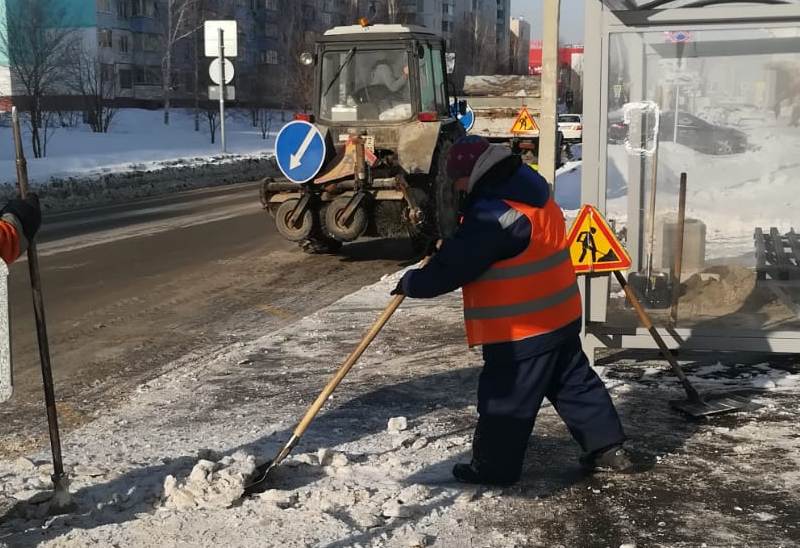 Дорожные службы МБУ «Автодорстрой» работают в Барнауле в плановом режиме
