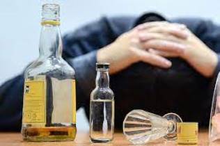Жителей Барнаула предупреждают о фактах распространения некачественной алкогольной продукции 