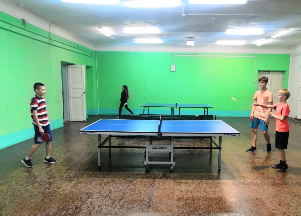 В Барнауле провели парный турнир по настольному теннису 