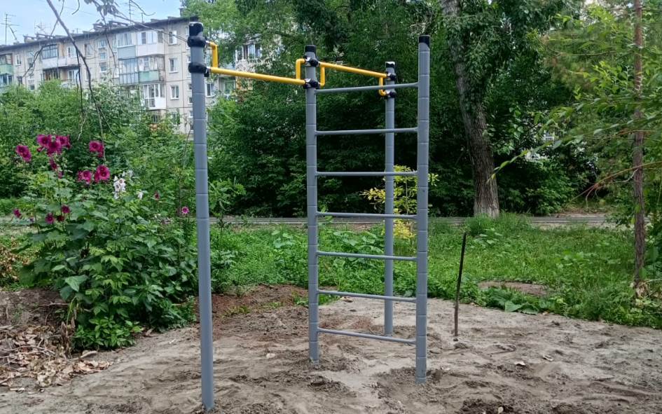 В Октябрьском районе Барнаула продолжается благоустройство дворов по нацпроекту «Инфраструктура для жизни»