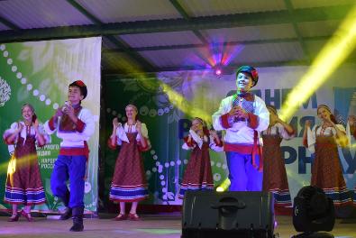 Праздничная программа ко Дню города Барнаула прошла в Индустриальном районе  