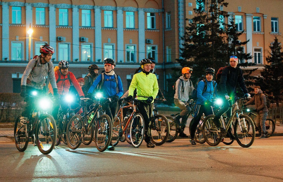 Барнаульцев приглашают присоединится к Всероссийской спортивной акции «Велосветлячки»