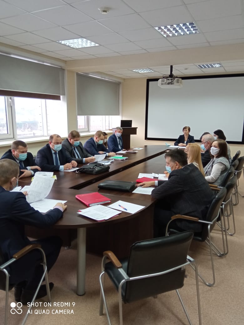 Состоялось заседание рабочей группы по разработке проекта внесения изменений и дополнений в Устав Барнаула