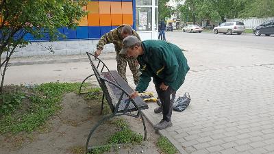 В микрорайоне Новосиликатный продолжаются работы по благоустройству