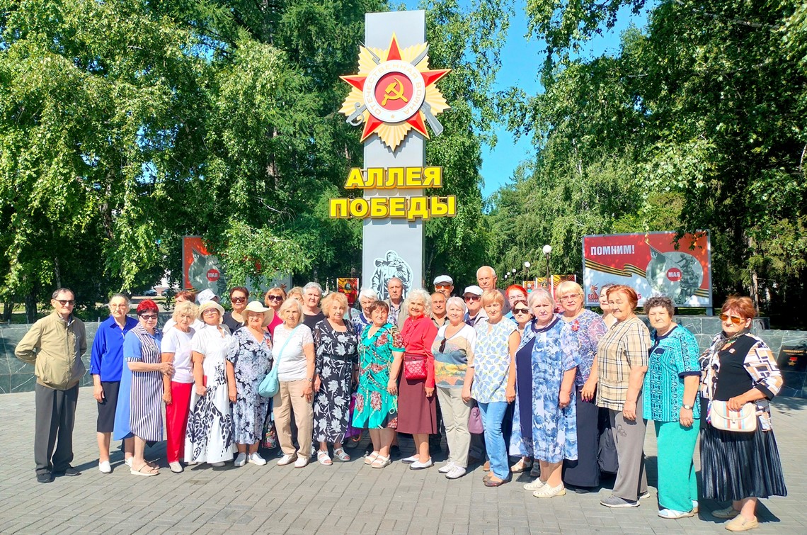 В Ленинском районе в День памяти и скорби возложили цветы в память о погибших в годы Великой Отечественной войны