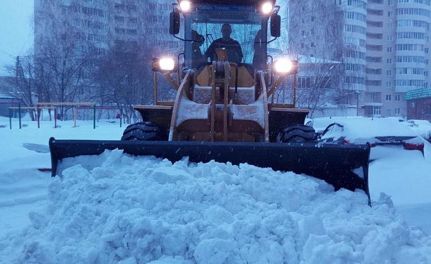 В ночь на 5 февраля на дорогах Барнаула будут работать 117 единиц техники