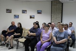 Вопросы экологии обсудили на заседании школы домкомов «Зеленый лекторий» в Ленинском районе Барнаула 