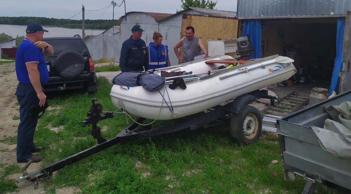 Специалисты штаба по делам ГОЧС Ленинского района участвуют в межведомственных рейдах по водным объектам