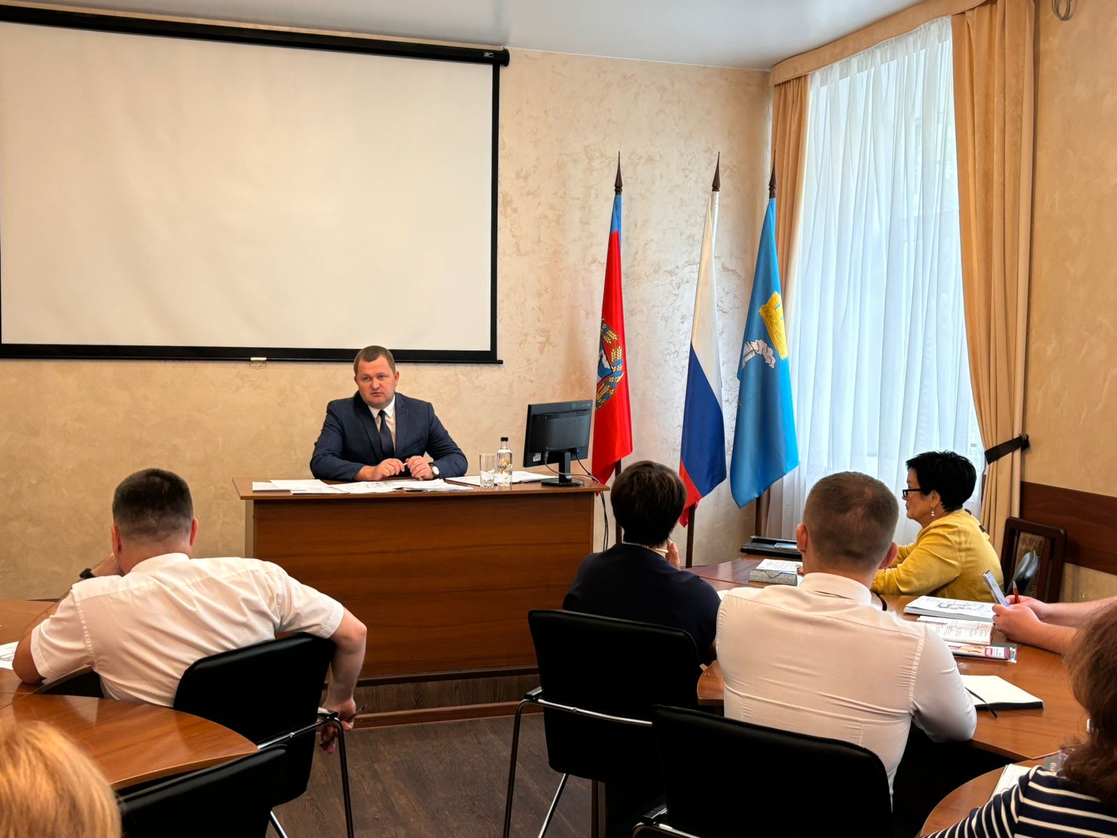В администрации Центрального района обсудили подготовку ко Дню города