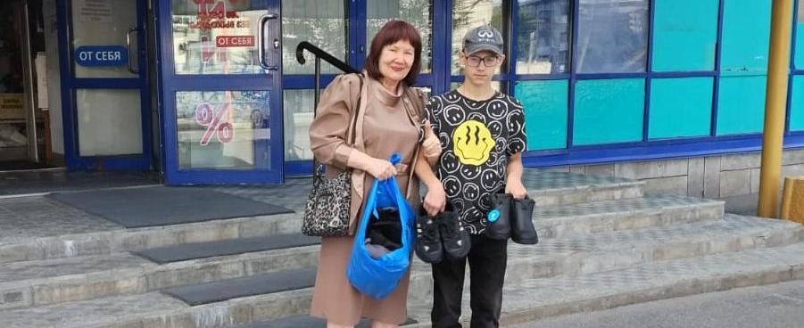 В Железнодорожном районе продолжается акция «Соберём детей в школу»