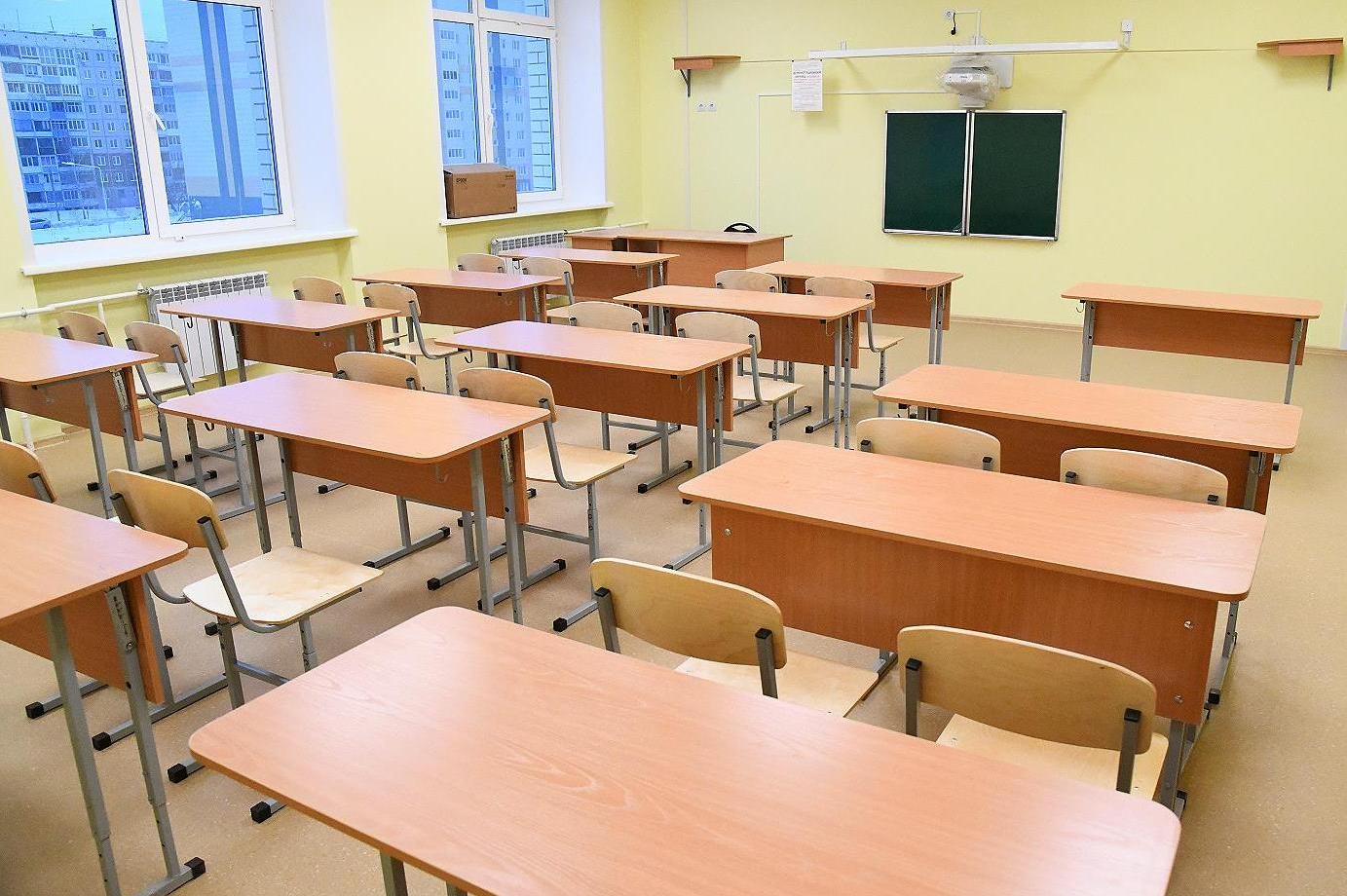 Почти 120 миллионов рублей выделено из бюджета Барнаула на подготовку образовательных учреждений к новому учебному году