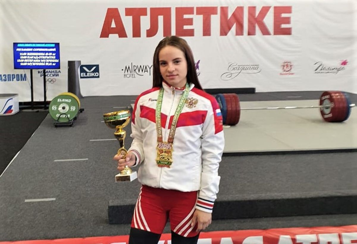 Барнаульские спортсменки отличились на Кубке Сибири по тяжелой атлетике