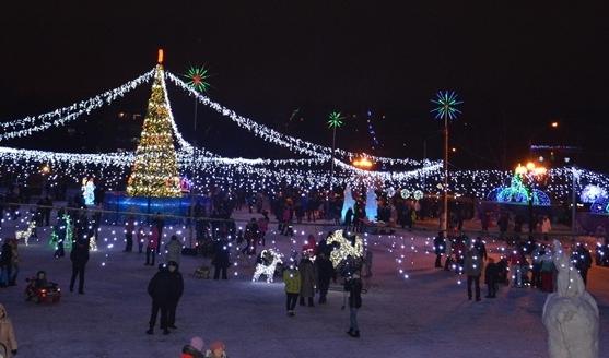 28 декабря на время районных новогодних праздников перекроют для движения участки двух улиц Барнаула