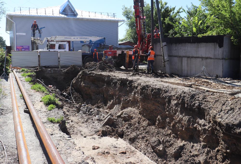 13 сетей тепло- и водоснабжения отремонтированы в Железнодорожном районе