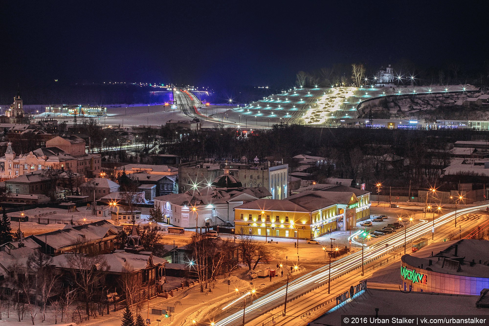 Барнаул. Ночной Барнаул. Город Барнаул с горы. Ночной город Барнаул. Ночной зимний Барнаул.