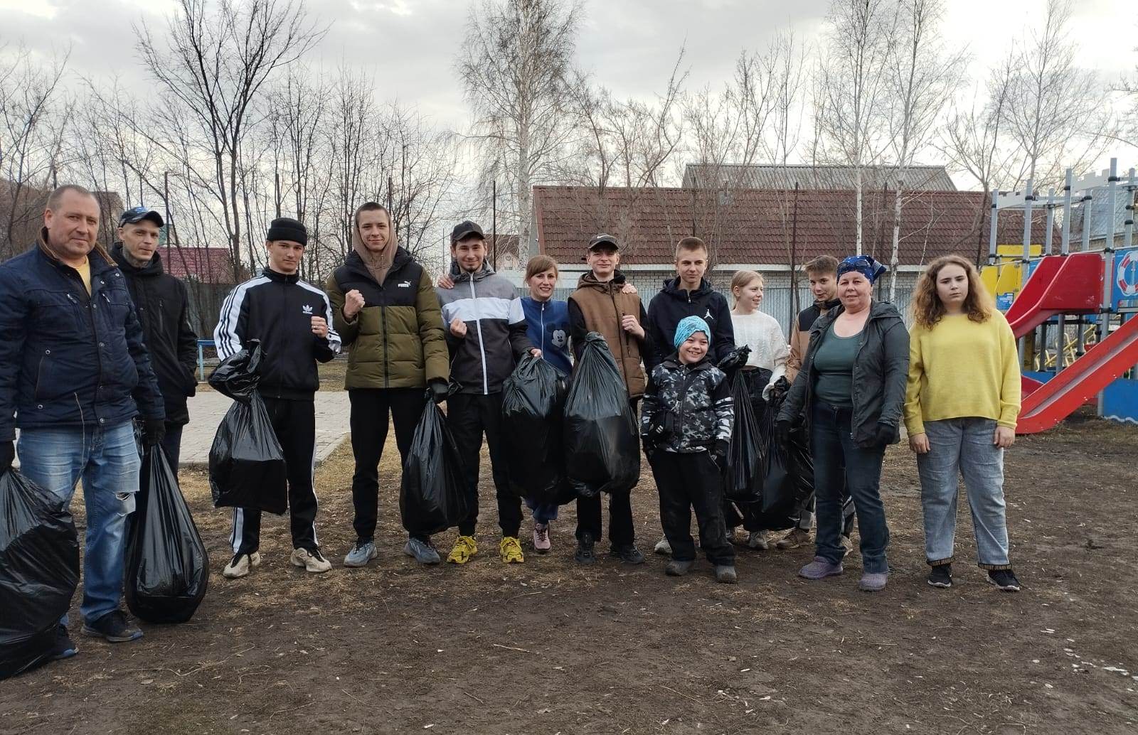ТОС Ленинского района продолжают наводить санитарную чистоту на своих территориях