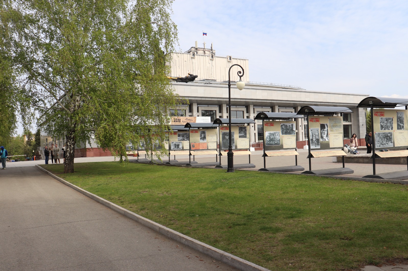 Барнаульцы могут проголосовать за благоустройство одной из четырех территорий в Железнодорожном районе