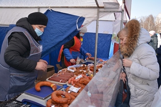 Шестая в текущем году продовольственная ярмарка состоится в Ленинском районе на пл.Народной 9 апреля