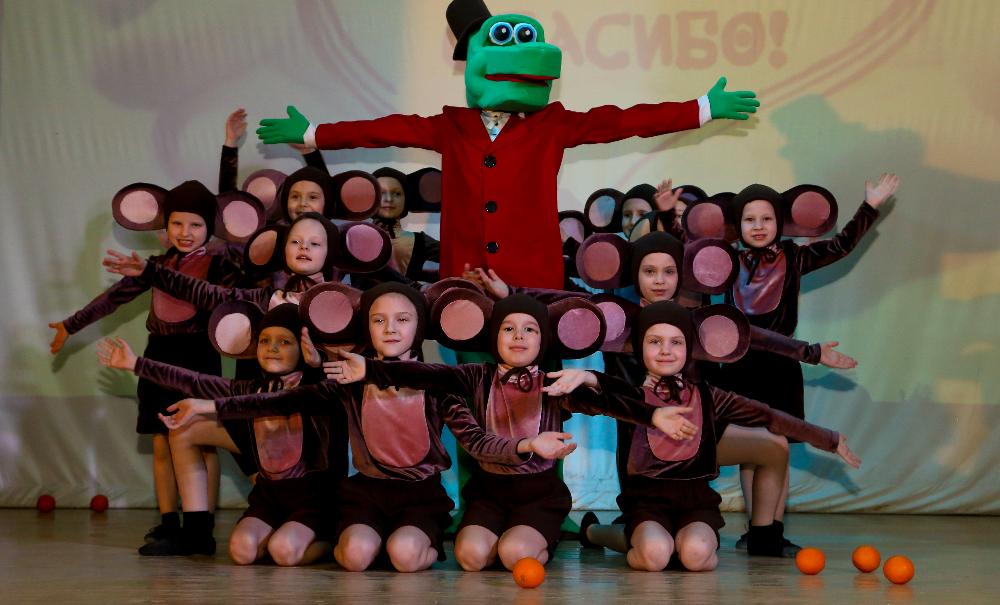 «Радуга талантов»: фестиваль детского творчества, посвященный Году семьи,  прошел в Железнодорожном районе