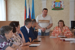 Общественники Ленинского района в ходе рабочей встречи обсудили вопрос реализации грантовых проектов