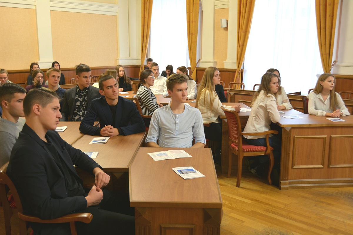 В администрации города провели Дни открытых дверей для студентов вузов Барнаула