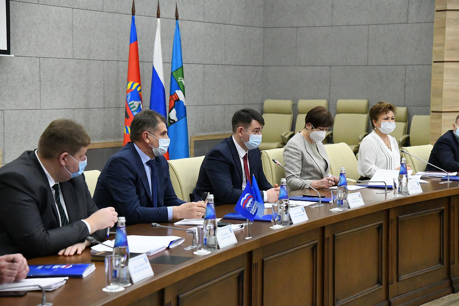 В администрации города  прошел  круглый стол по обсуждению проекта новых Правил благоустройства Барнаула