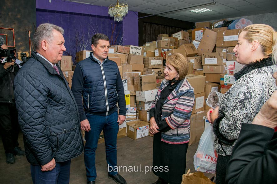 Поддержим наших: из Барнаула отправляют посылки в помощь мобилизованным барнаульцам