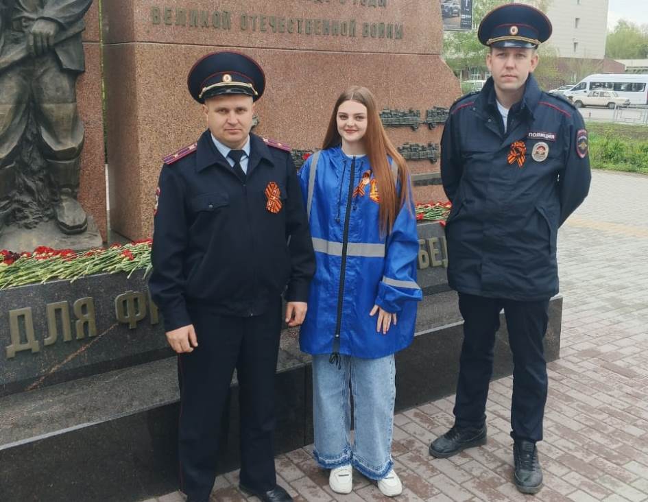 У объектов воинской славы Октябрьского района Барнаула завершилось дежурство 