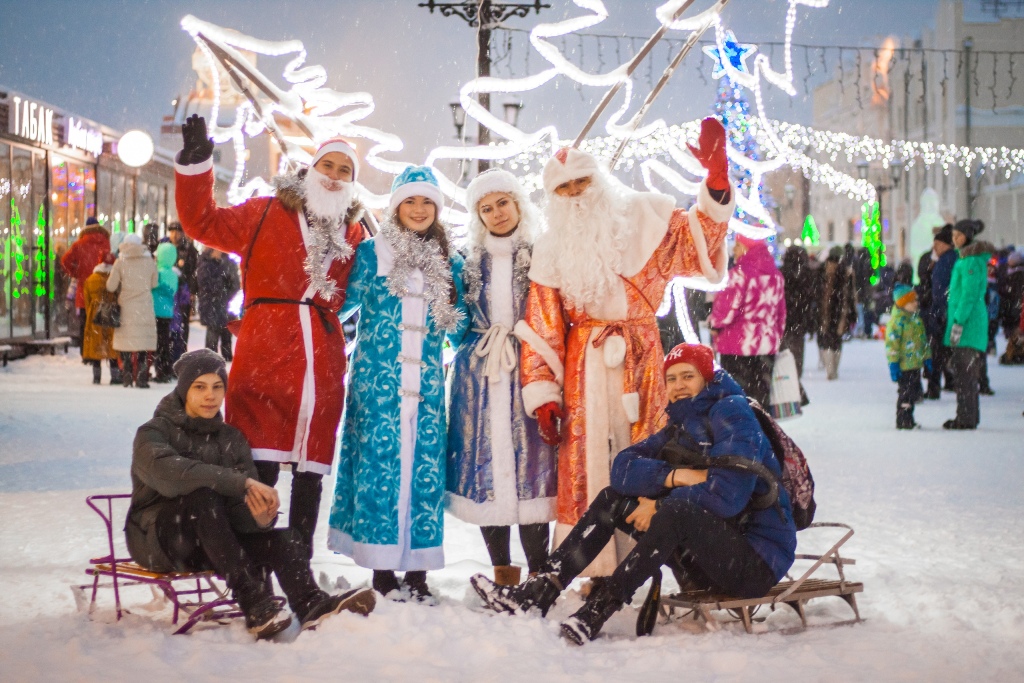 Катки, музеи, театры и парки: где провести новогодние каникулы в Барнауле