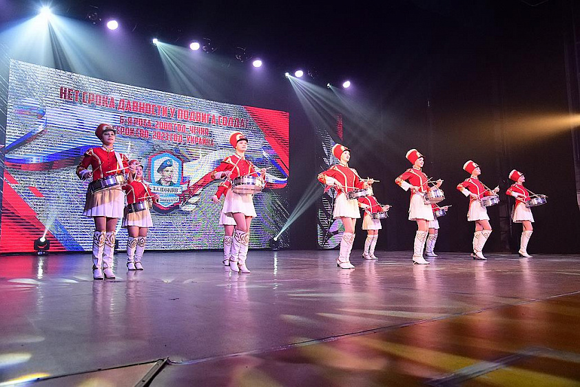 В Барнауле состоялся концерт, посвященный защитникам Отечества 
