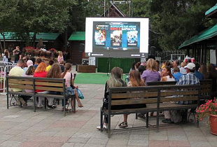 На Фестивале уличного кино в Барнауле представят три тематические программы и 22 короткометражных фильма
