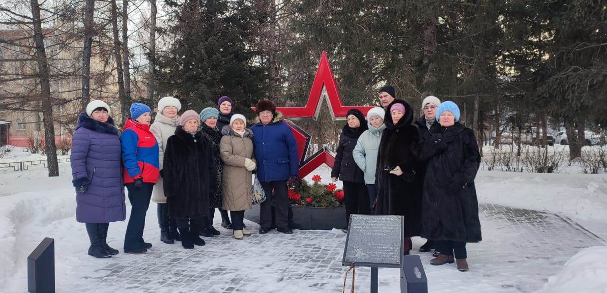 Патриотические мероприятия ко Дню снятия блокады Ленинграда провели активисты ТОС Ленинского района