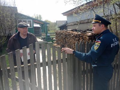 Противопожарный рейд состоялся на территории микрорайона Новосиликатный