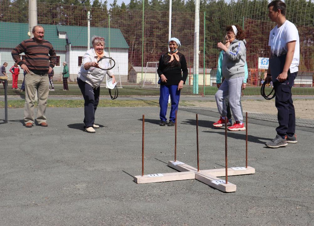 Представители ветеранских и общественных организаций Барнаула приняли участие в спортивном квесте