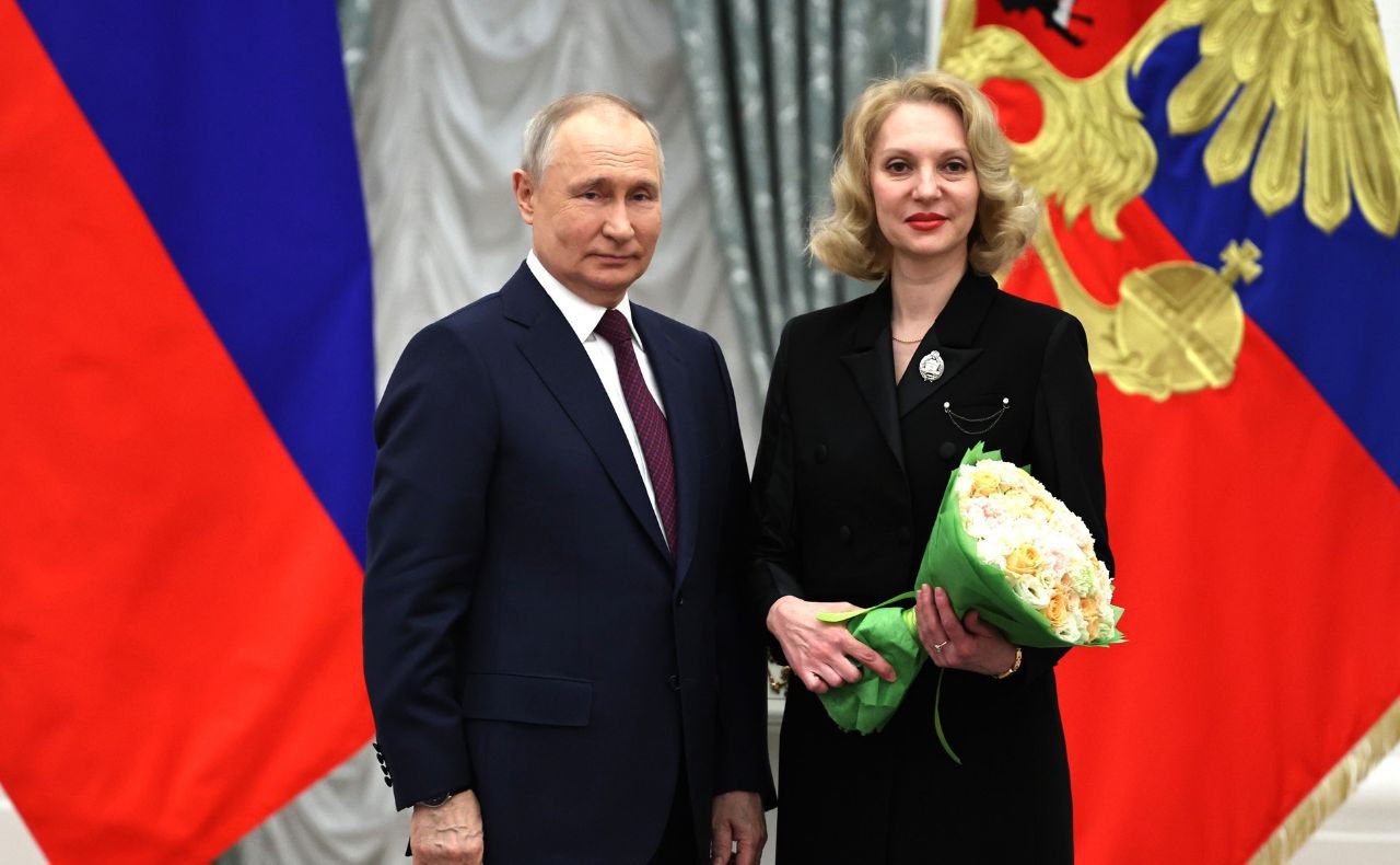 Владимир Путин присвоил звание «Заслуженный врач Российской Федерации» представительнице Барнаула